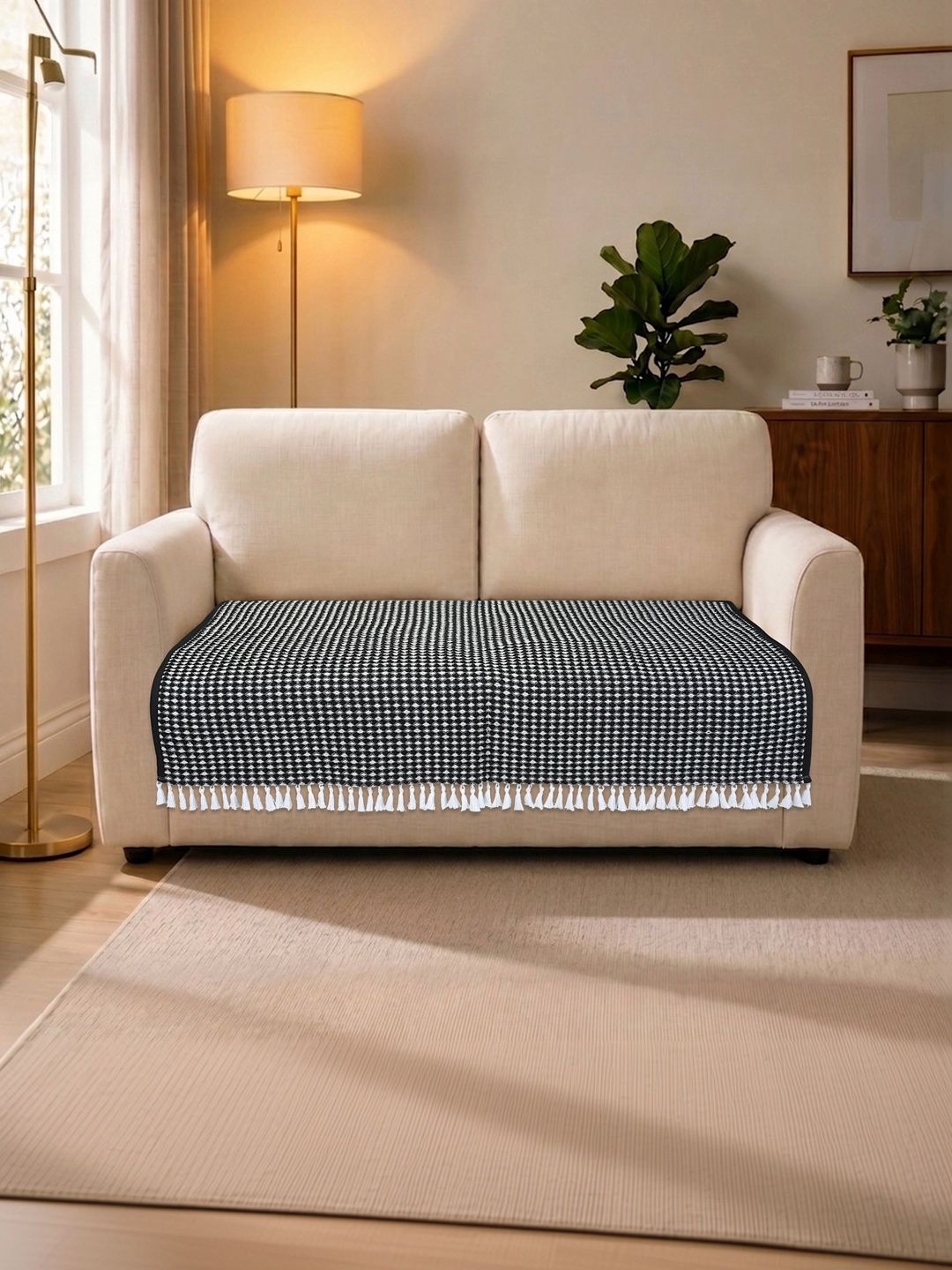 Saral Home Black Checked Cotton Blend 1 Piece Sofa Cover Without Arms