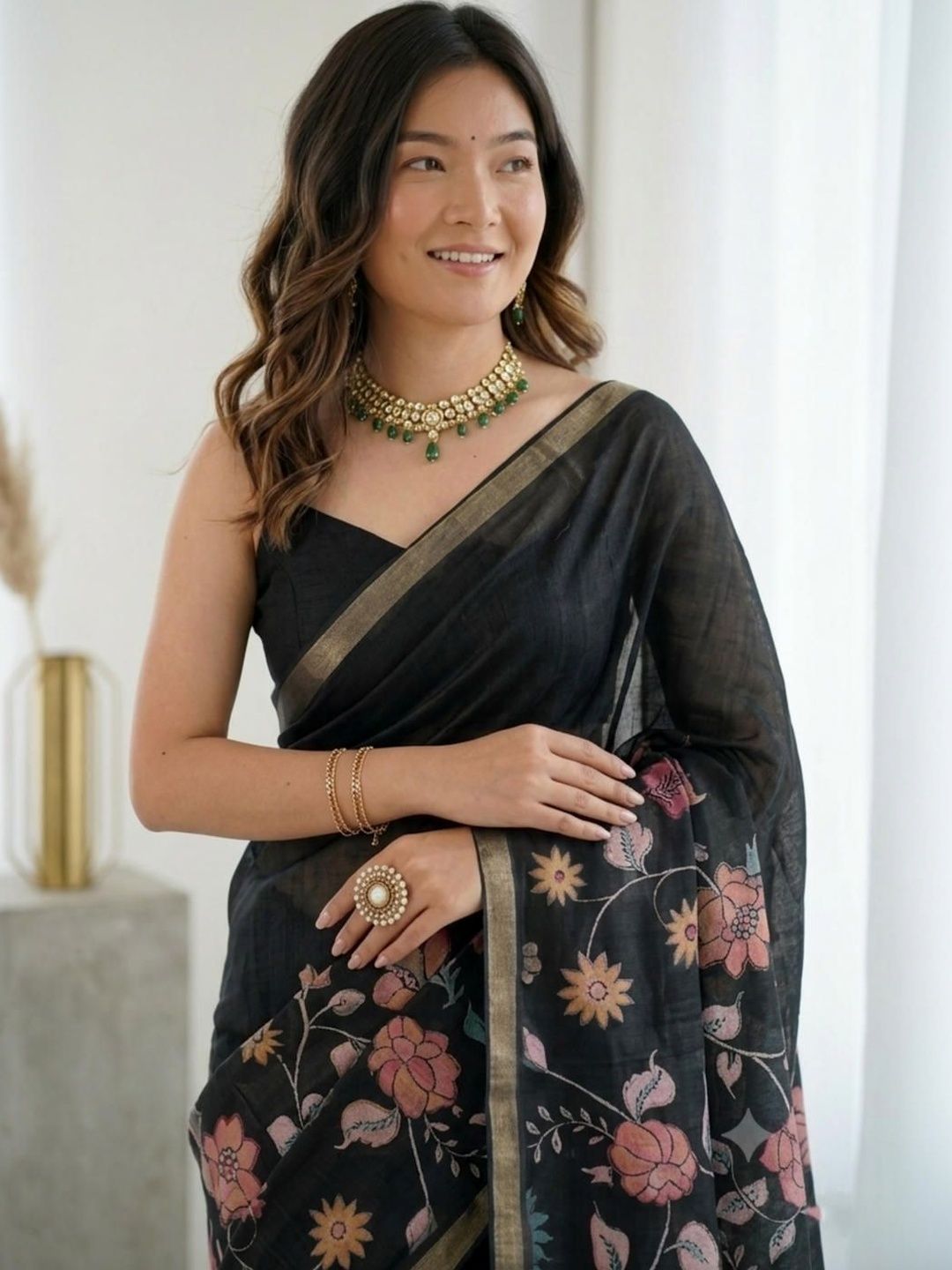 Pixie lane Floral Zari Linen Blend Belted Khadi Saree