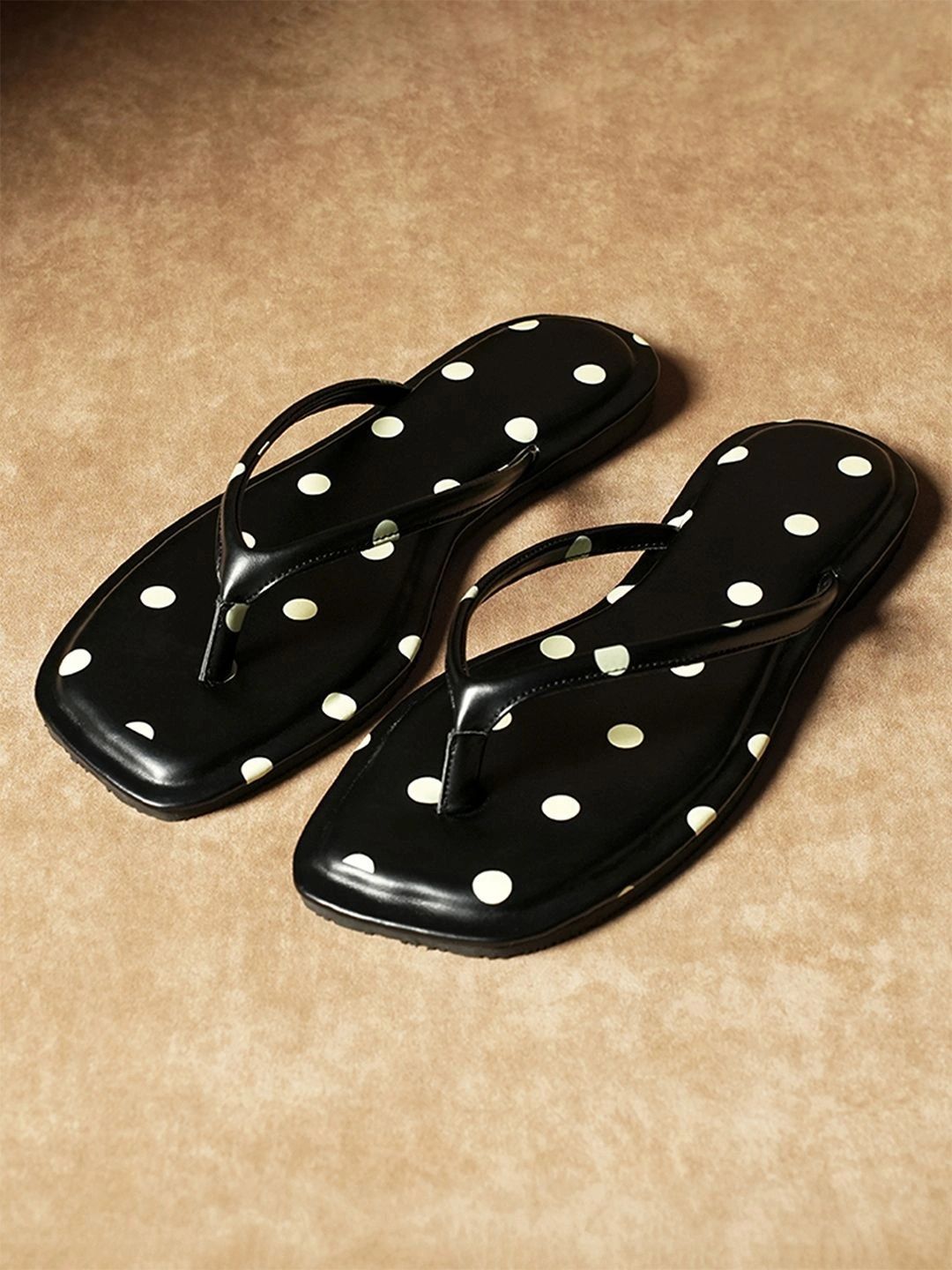 Theater Annistons Black Polka Embellished Lightweight Flat Flip Flops for Women