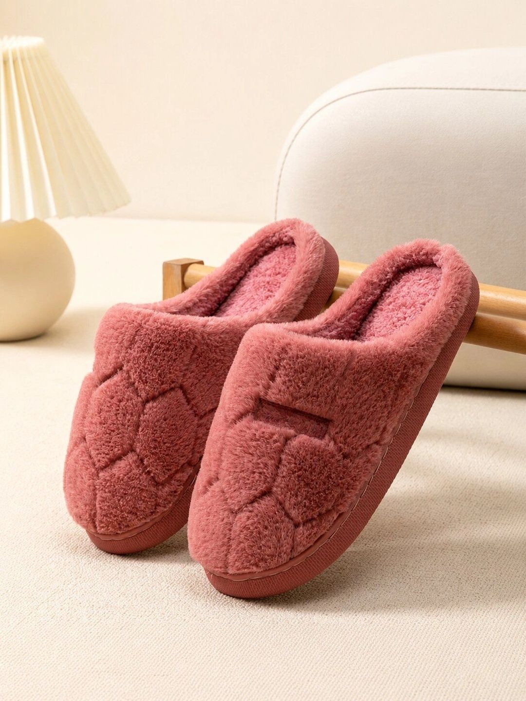 Women Lightweight Plush House Slippers