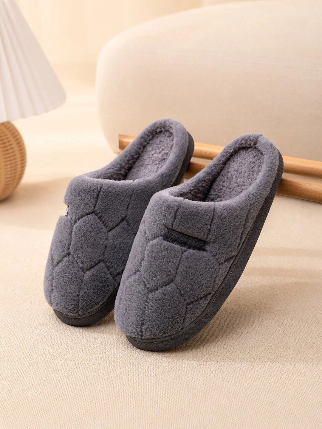 Women Lightweight Plush House Slippers