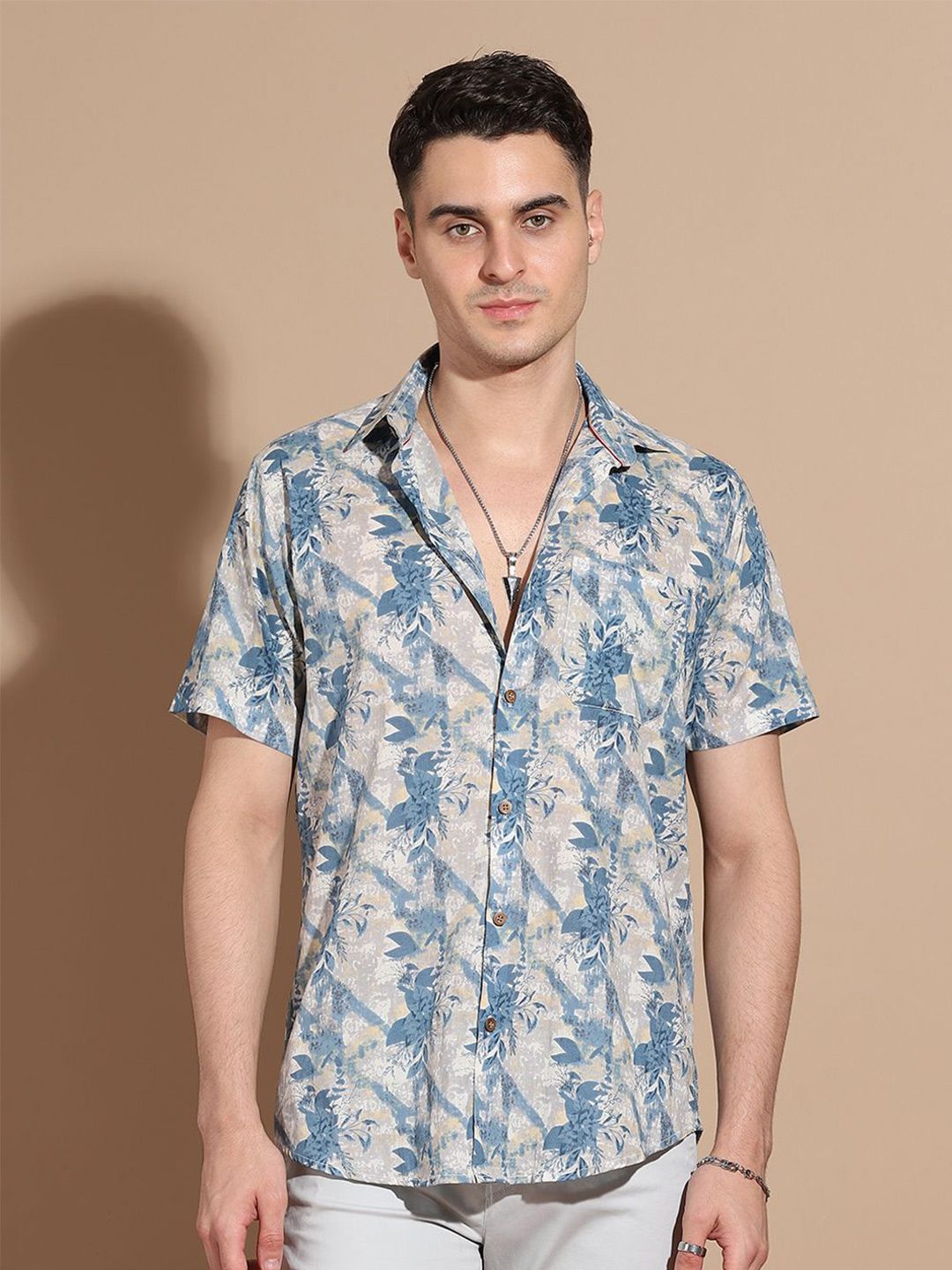 Anouk Men Smart Cutaway Collar Floral Printed Cotton Casual Shirt
