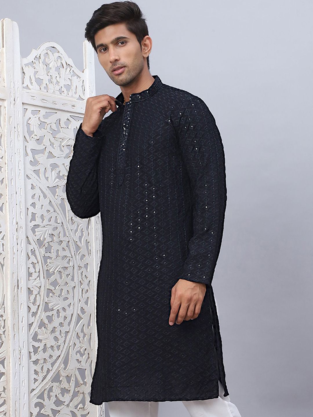 Anouk Black Floral Embroidered Sequinned Mandarin Collar Straight Kurta