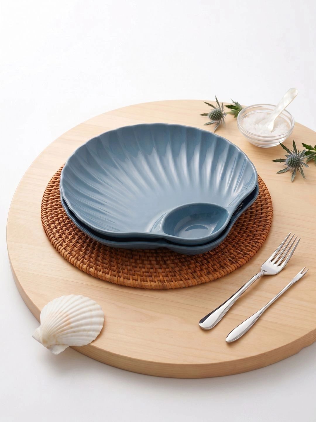 YELONA Blue 2 Pieces Textured Glossy Bamboo Dishwasher and Microwave Safe Plates