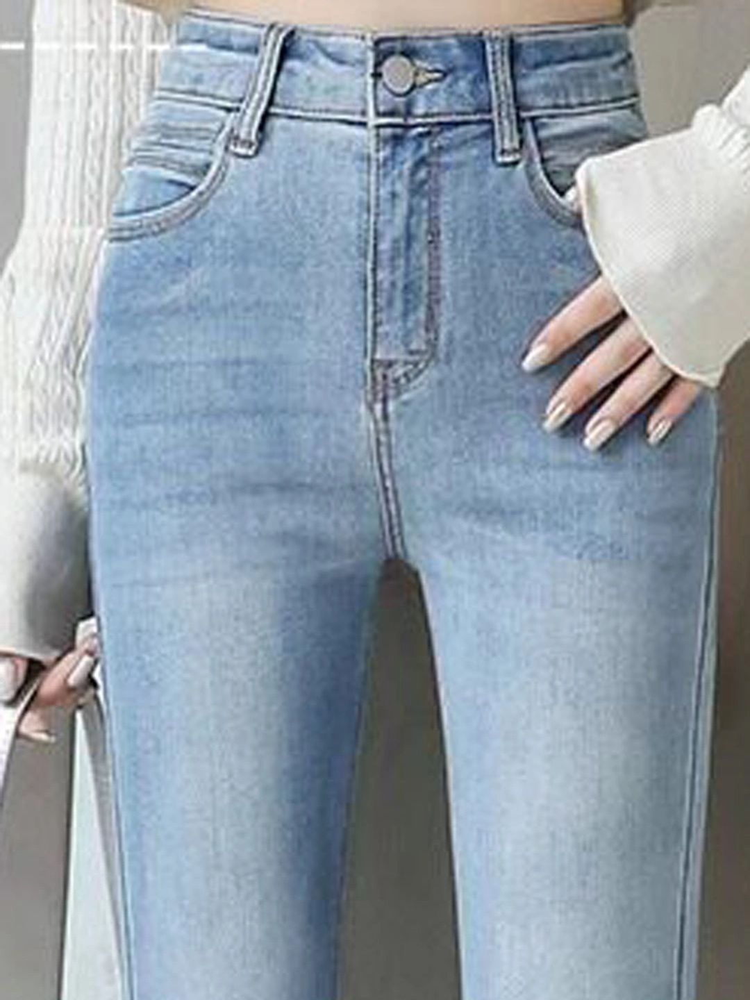 Women Straight Fit High-Rise Light Fade Acid Wash Jeans 5