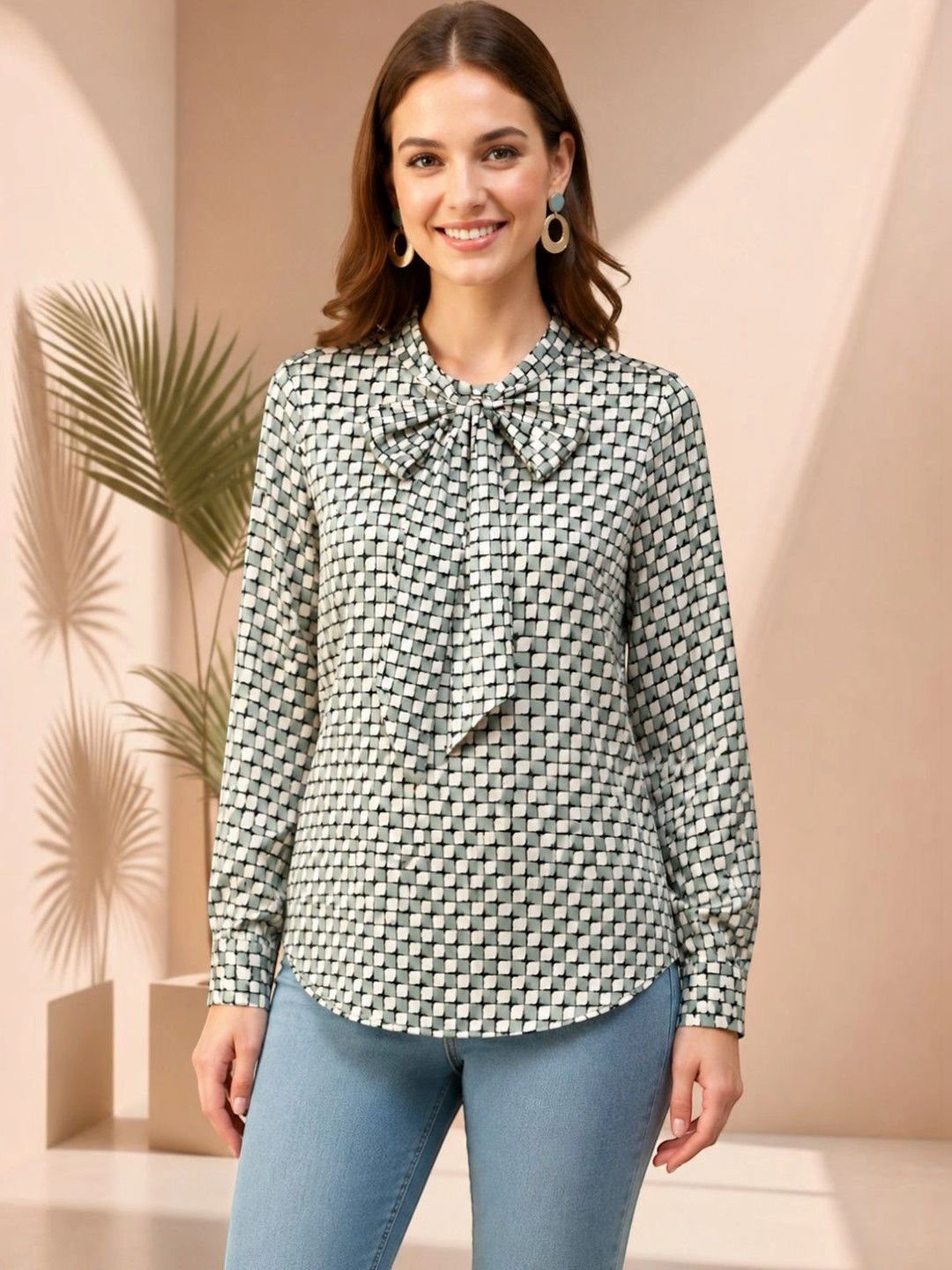 Oxolloxo Geometric Print Tie-Up Neck Top