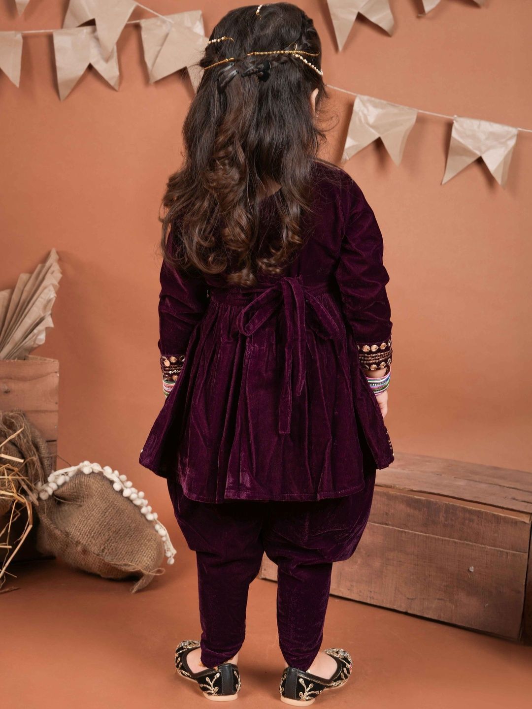 Girls Ethnic Motifs Embroidered Empire Gotta Patti Velvet Kurta with Patiala 2