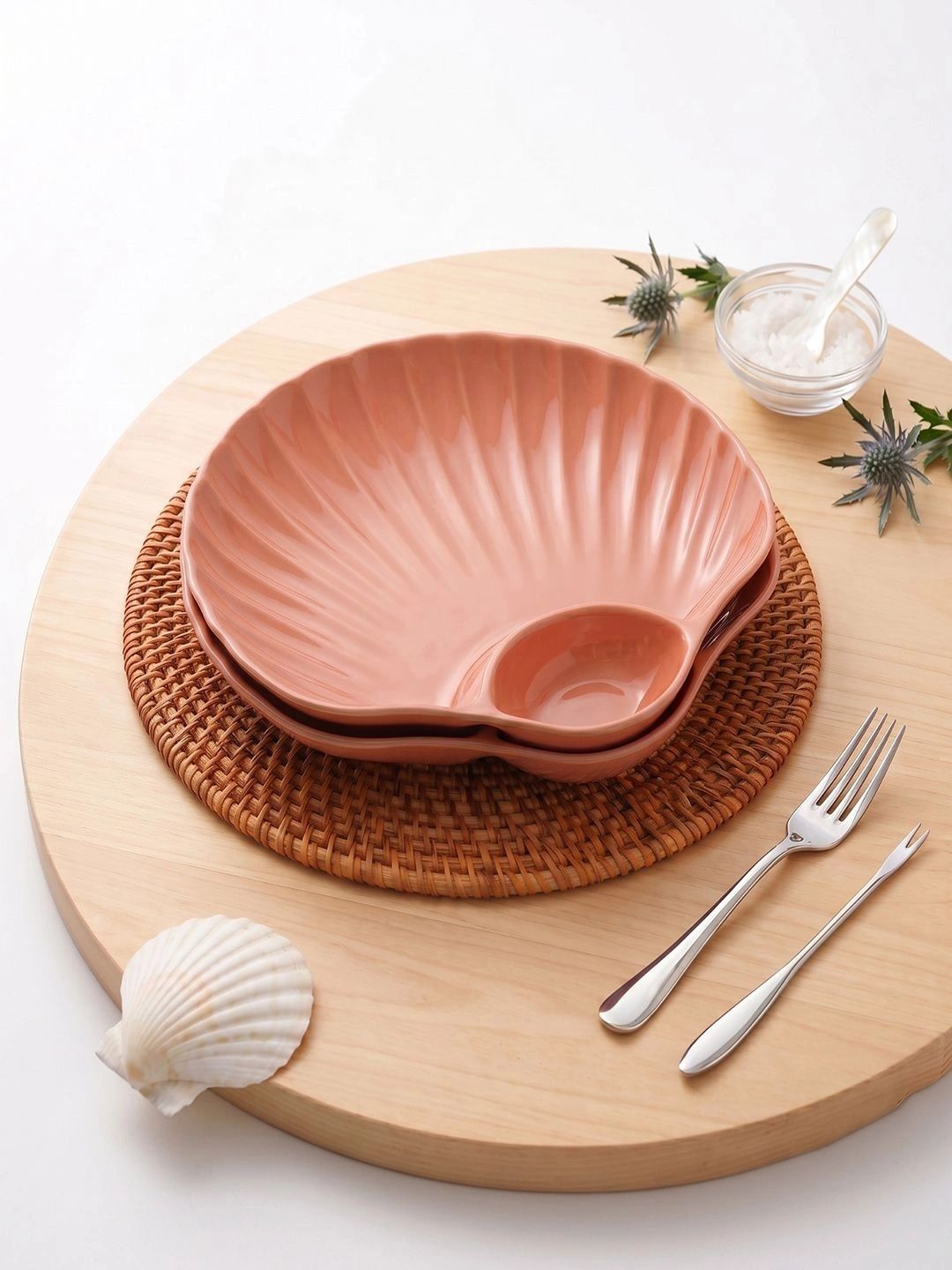 YELONA Orange Colored 2 Pieces Wheat Straw Dishwasher and Microwave Safe Plates