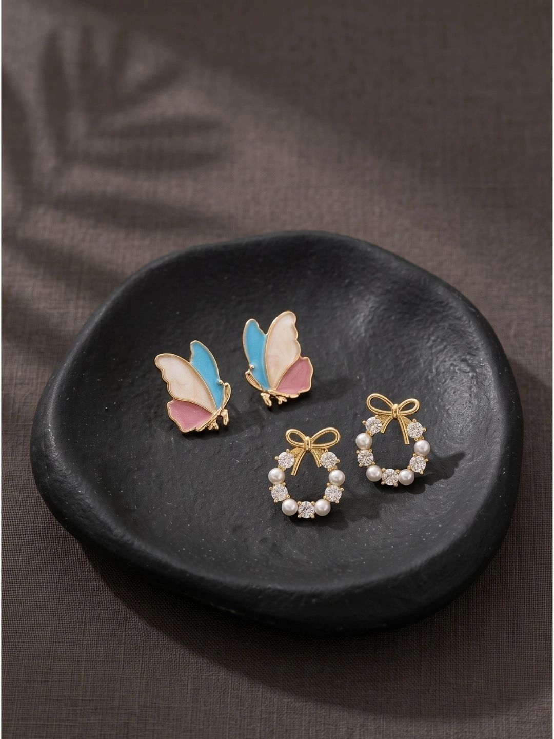 SEKOU Circular Studs Earrings