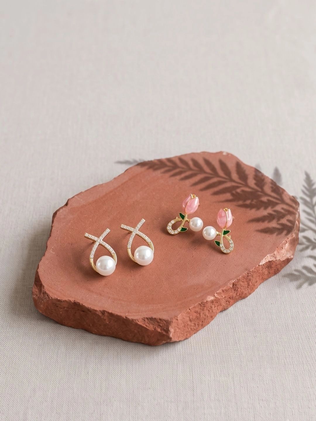 SEKOU Geometric Studs Earrings