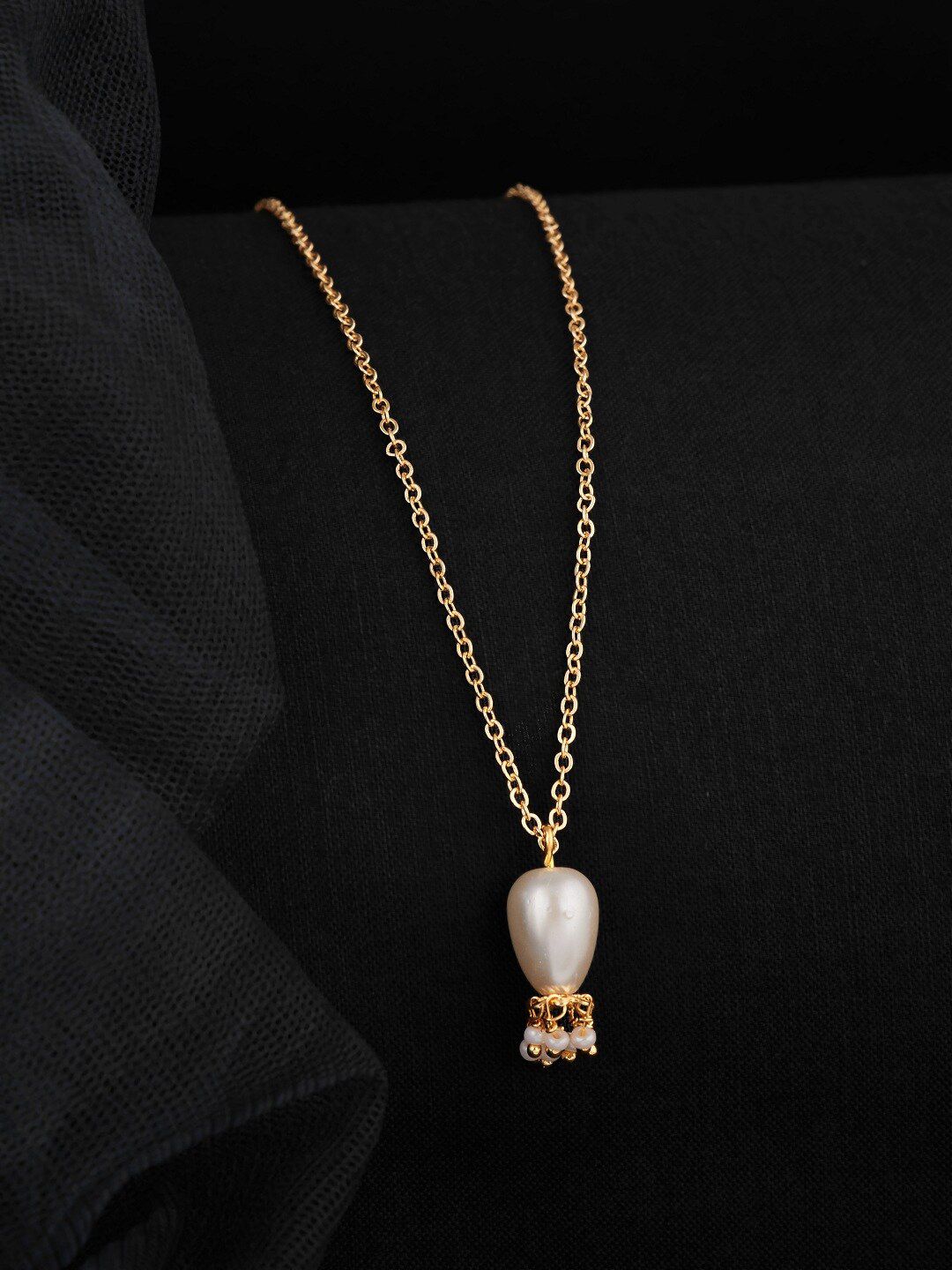 DressBerry Gold Toned Gold Plated Chain