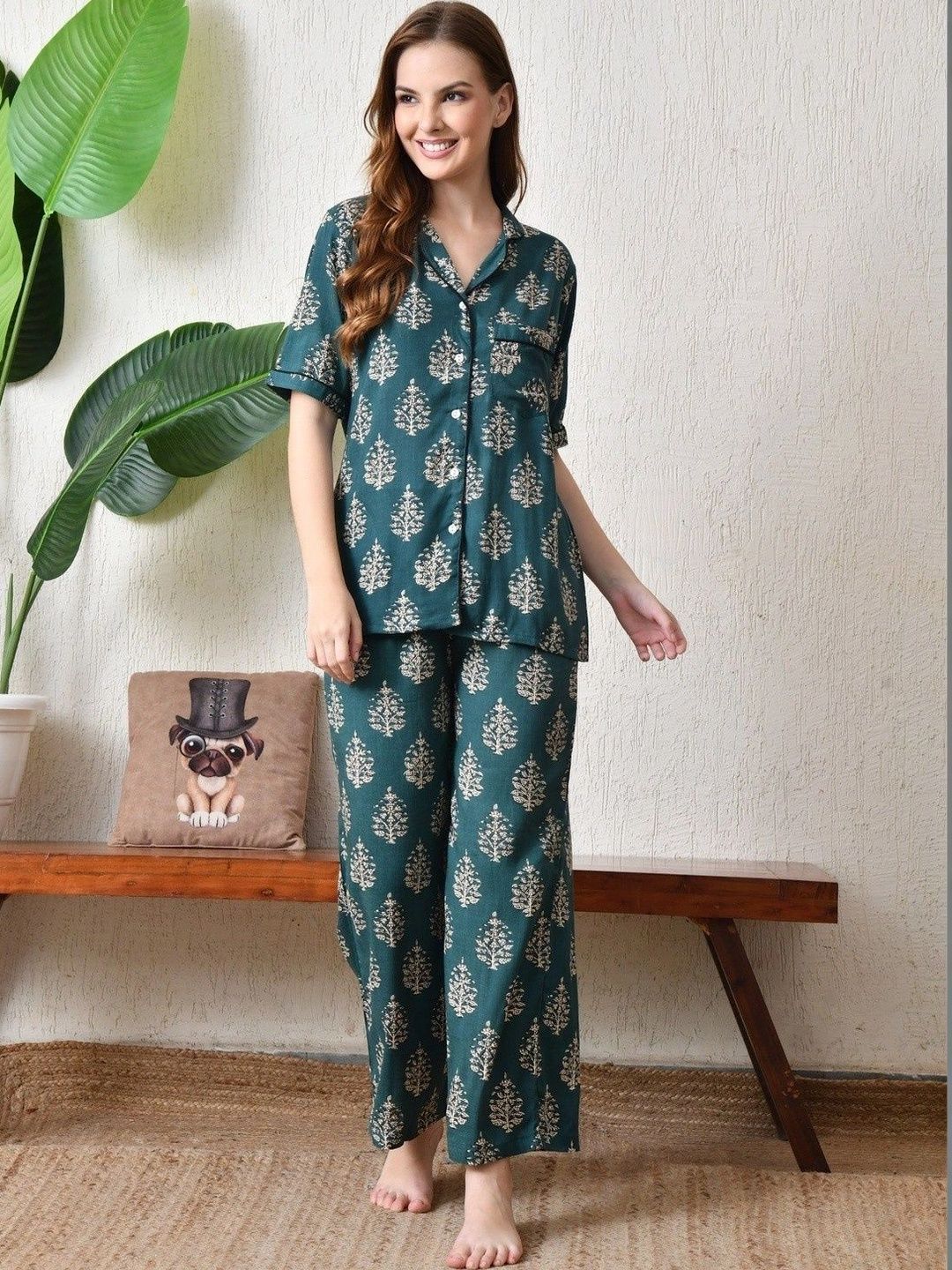 Saanvi Collection Women Printed Night suit