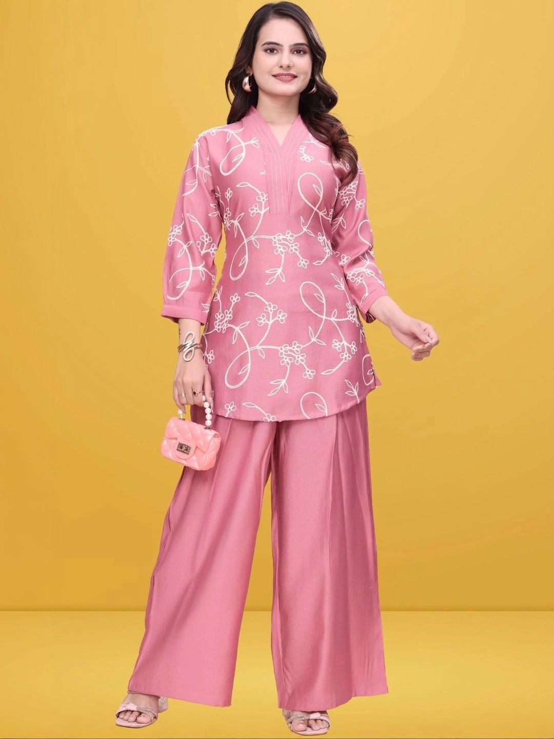Printed Tunic with Palazzos 6