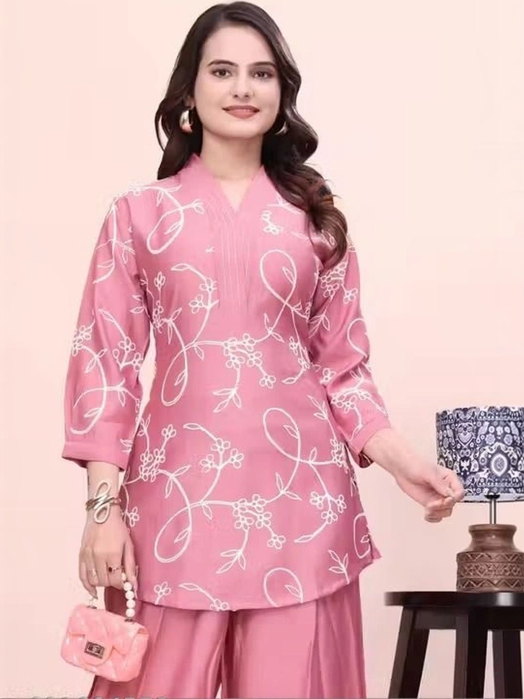 Printed Tunic with Palazzos 5