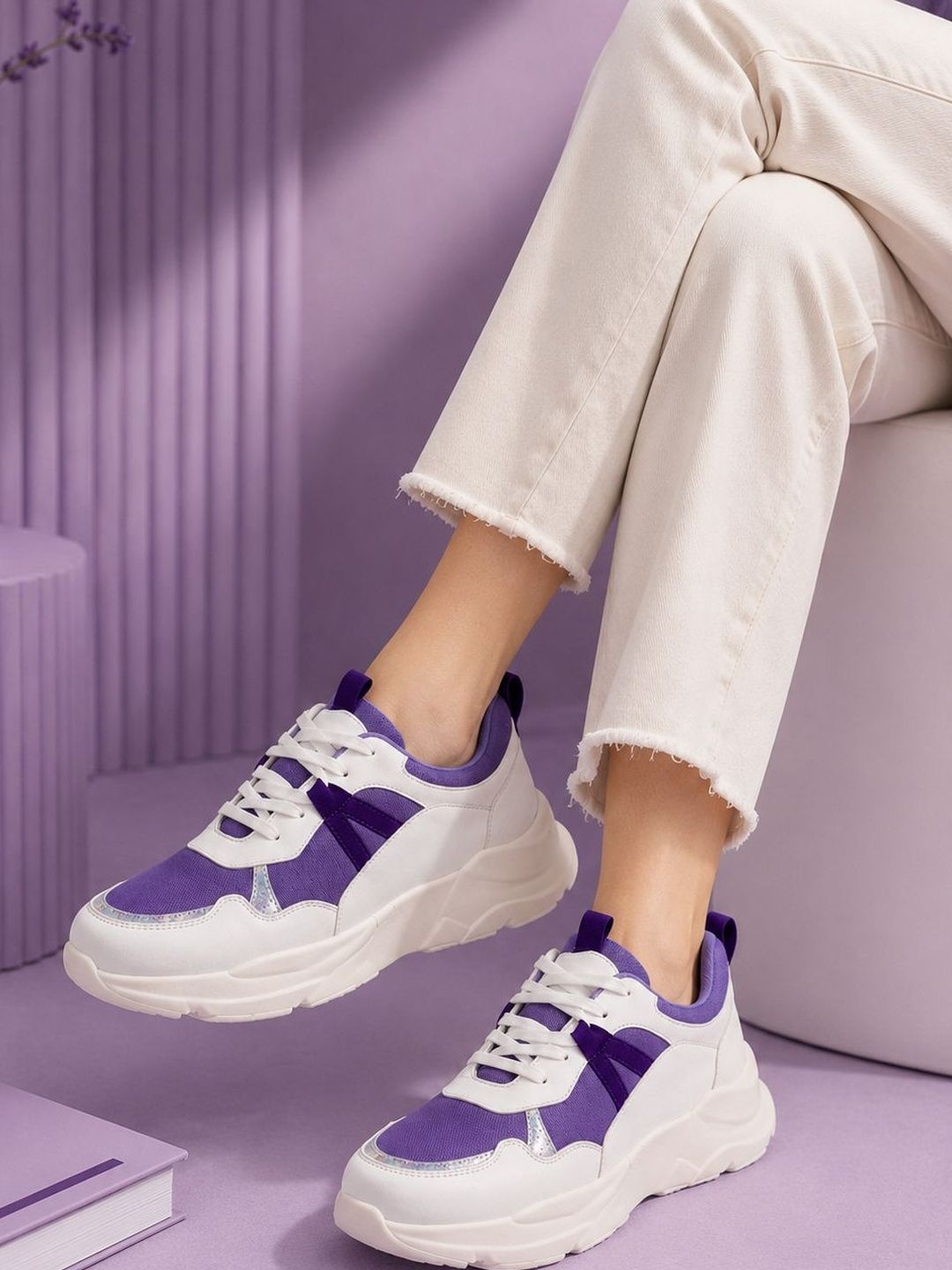 DressBerry Women Colourblocked Lace-Ups Lightweight Sneakers