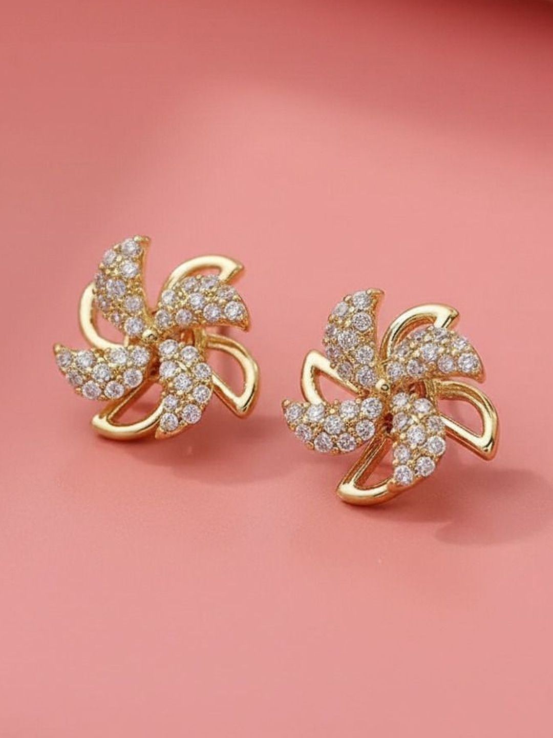 DressBerry Floral Studs Earrings