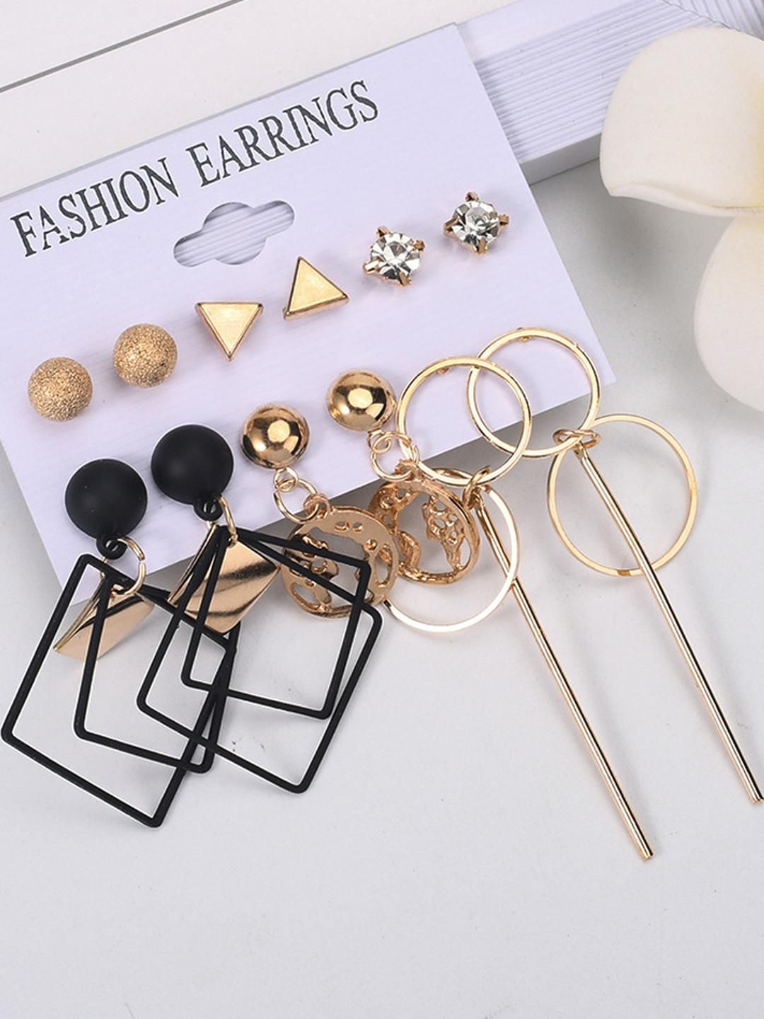 DressBerry Gold-Plated Stud Earrings