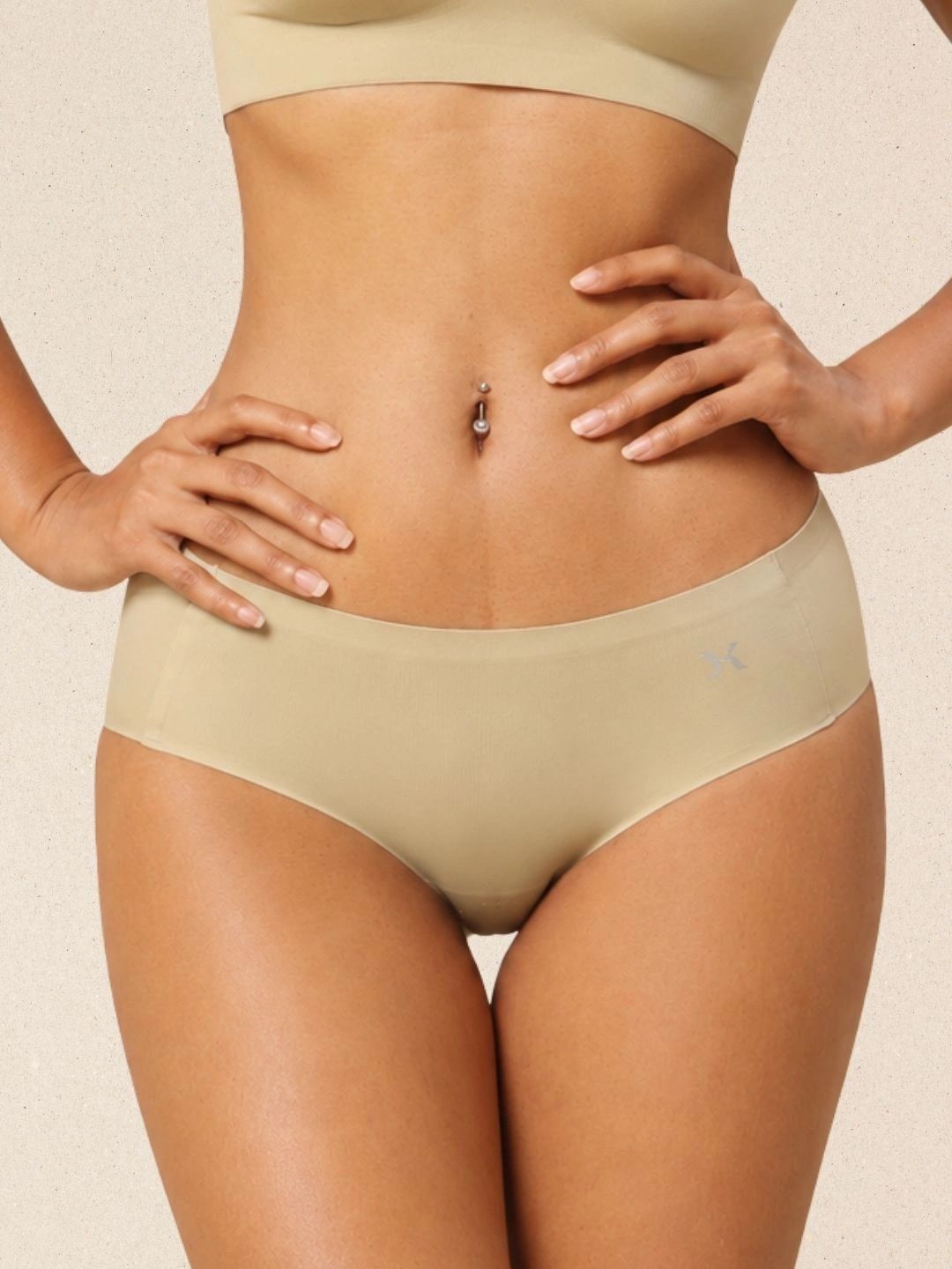 Krvvy Low-Rise Seamless Hipster Briefs  With Ventilation Holes