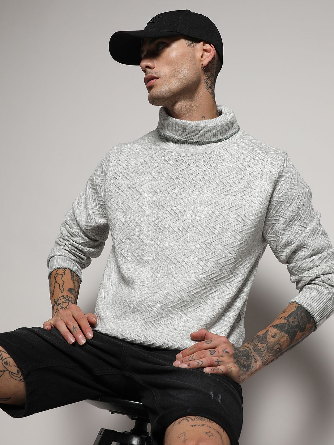 CAHOOT Men's Chevron Self Design Turtle Neck Woollen Pullover