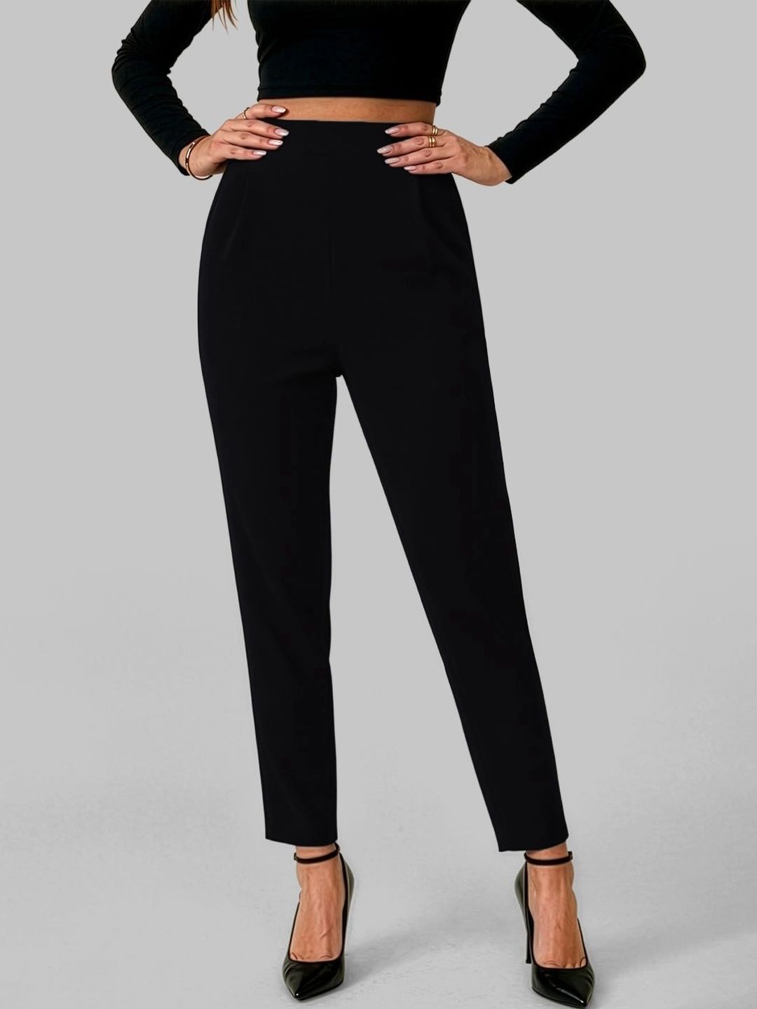Navyankaa Women Straight Fit High-Rise Trousers