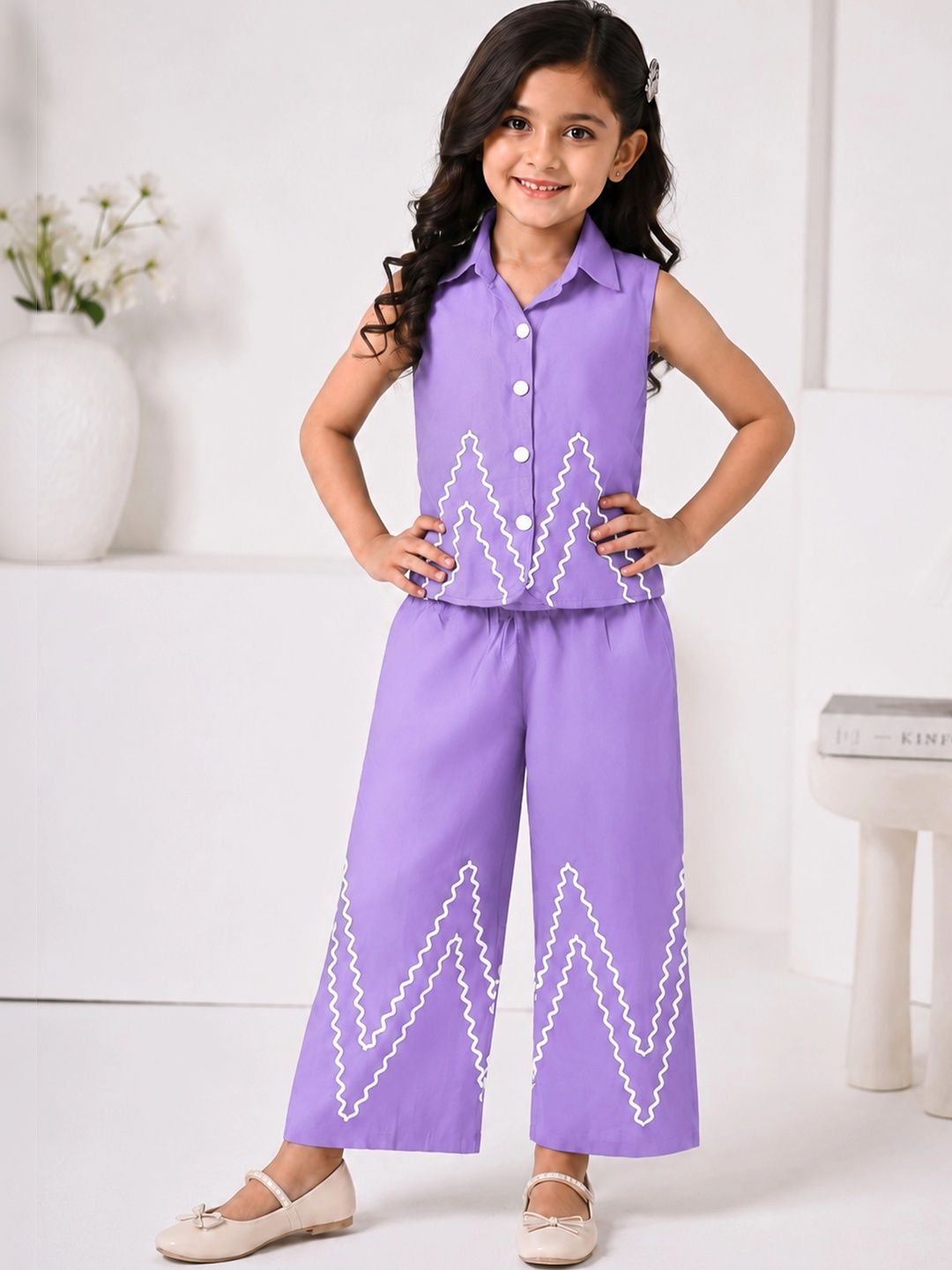 Jbegam Girls Printed Regular Top with Palazzos