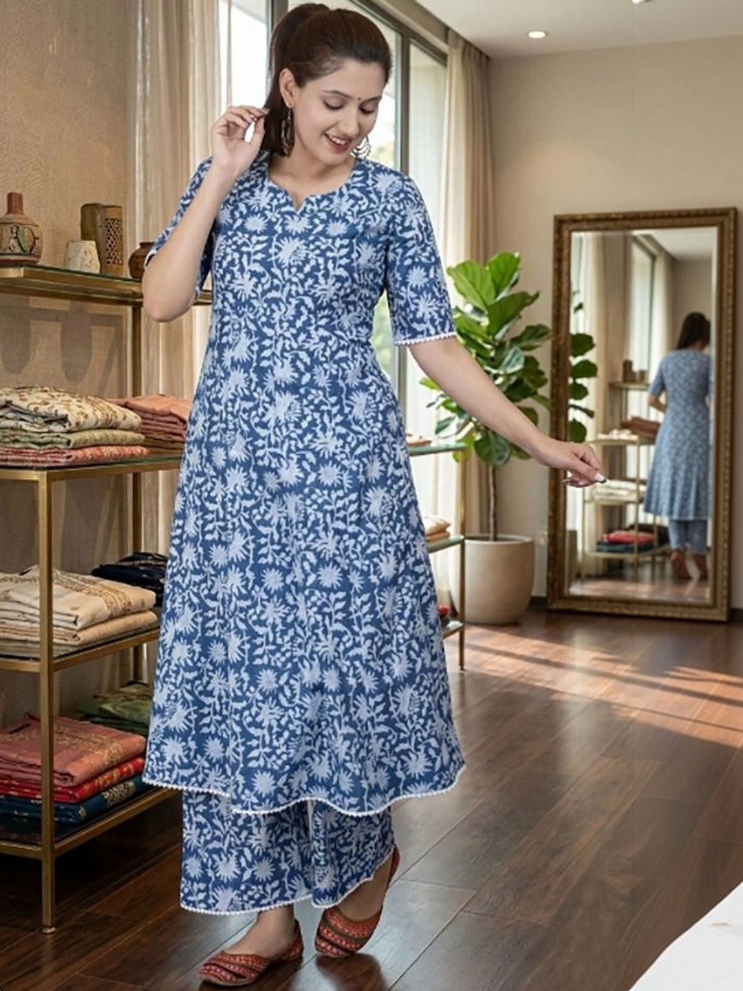 HARIVARNI Women Floral Printed Regular Pure Cotton Kurta with Palazzos