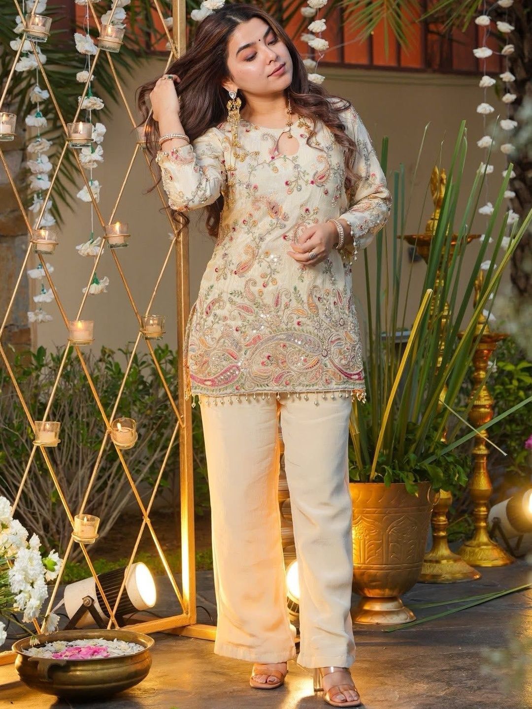 Embroidered Tunic with Trousers 6
