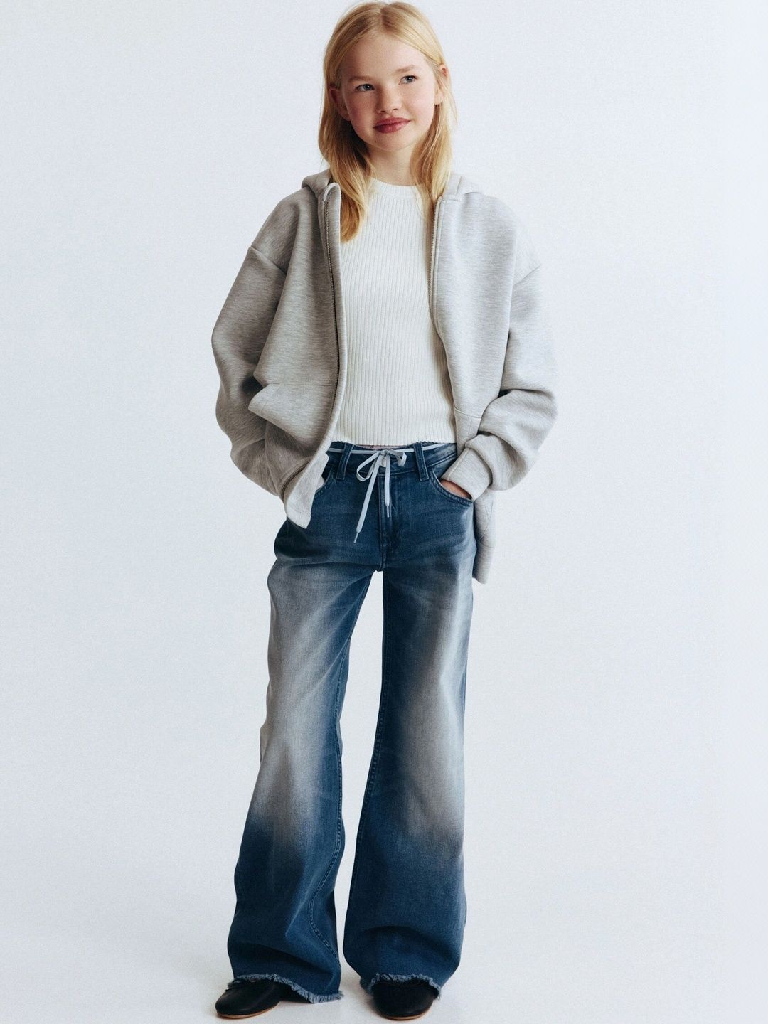 H&M Baggy Fit Bootcut Leg Jeans