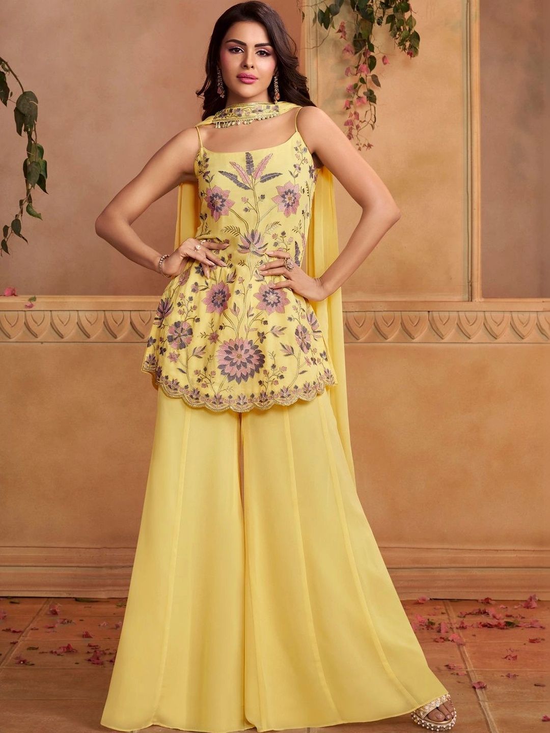 Inddus Women Floral Embroidered Regular Thread Work Kurti with Sharara & With Dupatta
