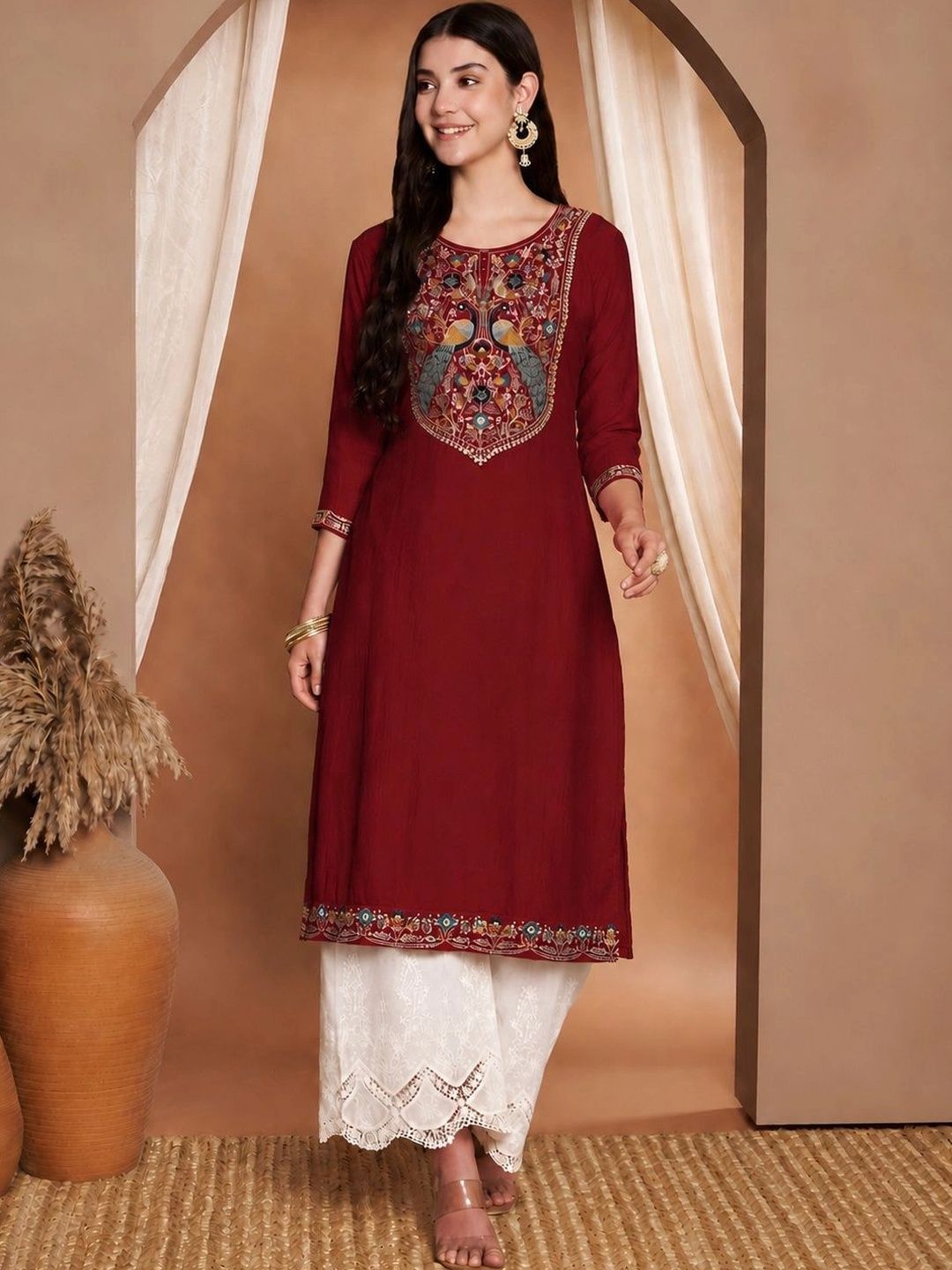FORKEY Women Embroidered Thread Work Grandeur & Majestic Artwork Kurta