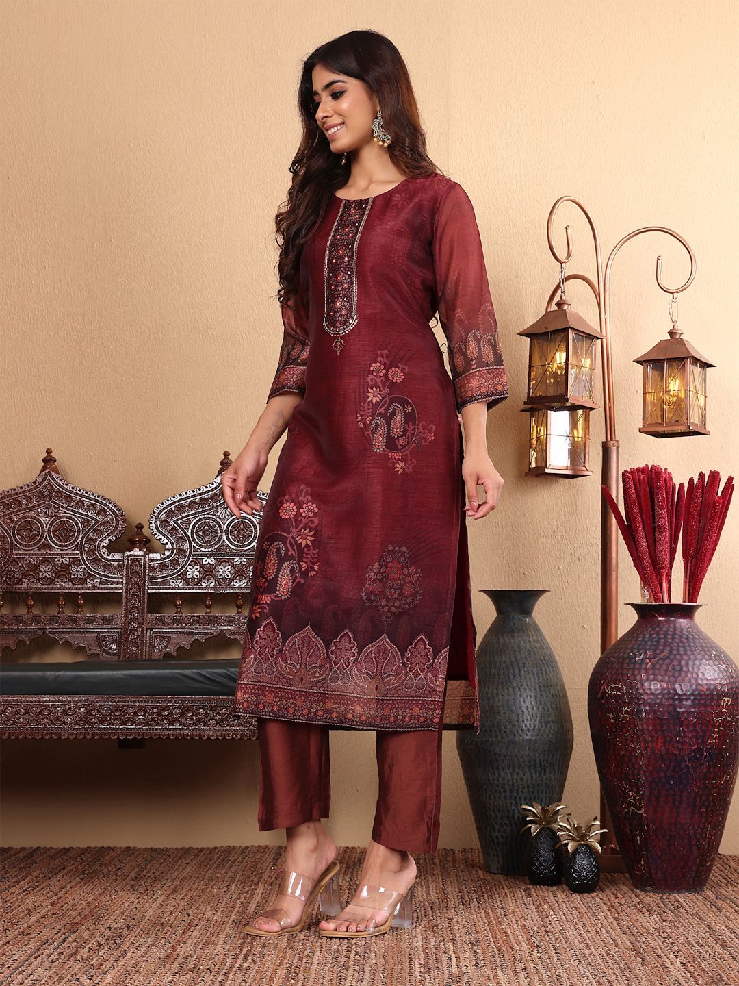 Floral Printed Sequinned Chanderi Silk Straight Kurta with Trousers & Dupatta 6