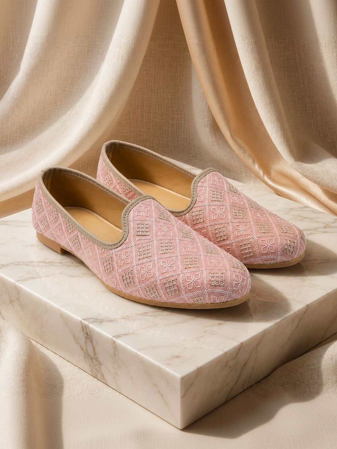 STEPSOFT Men Textured Loafers