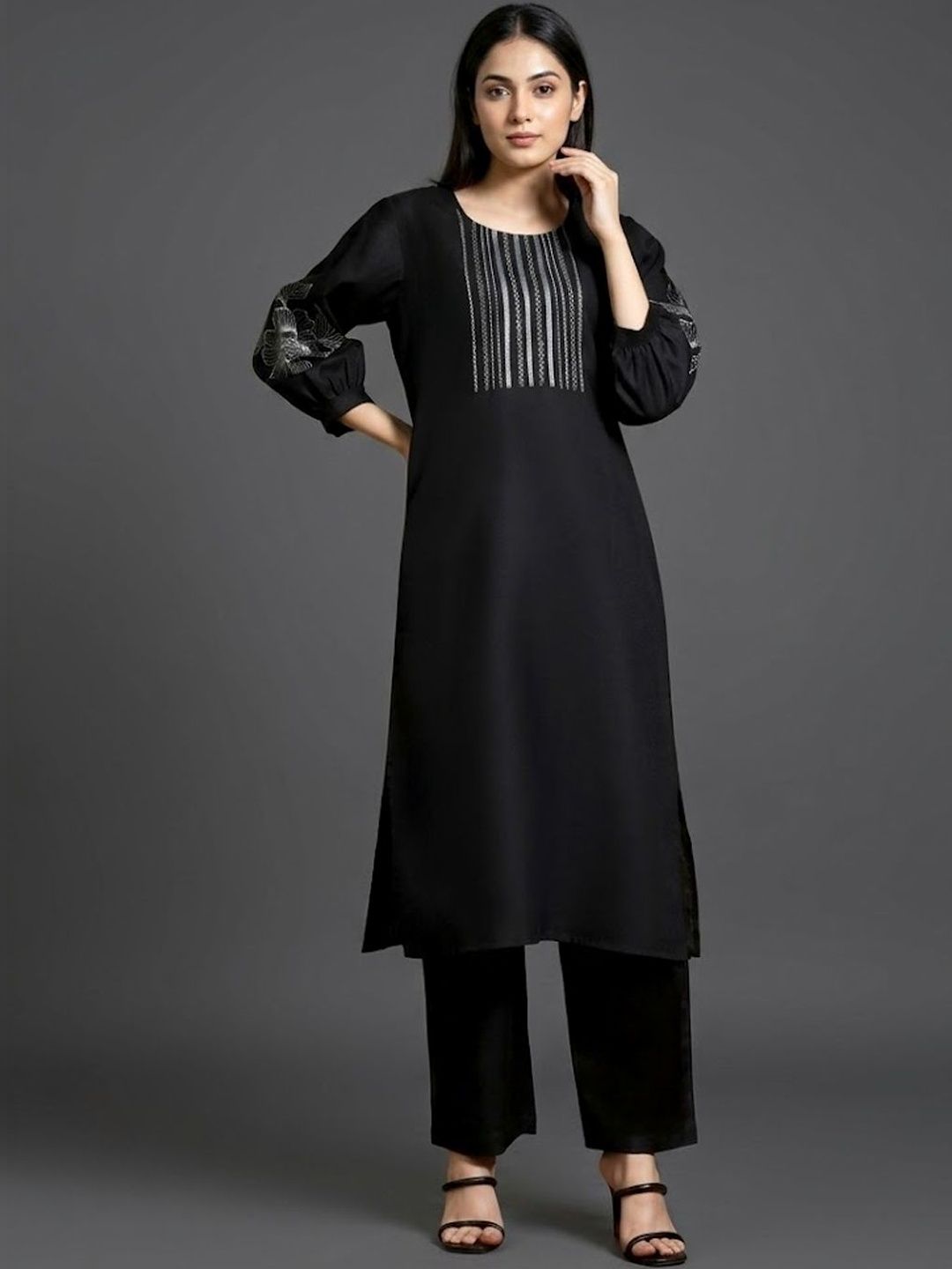 Navibhu Structured Workwear Women Ethnic Motifs Embroidered Regular Thread Work Kurta with Palazzos