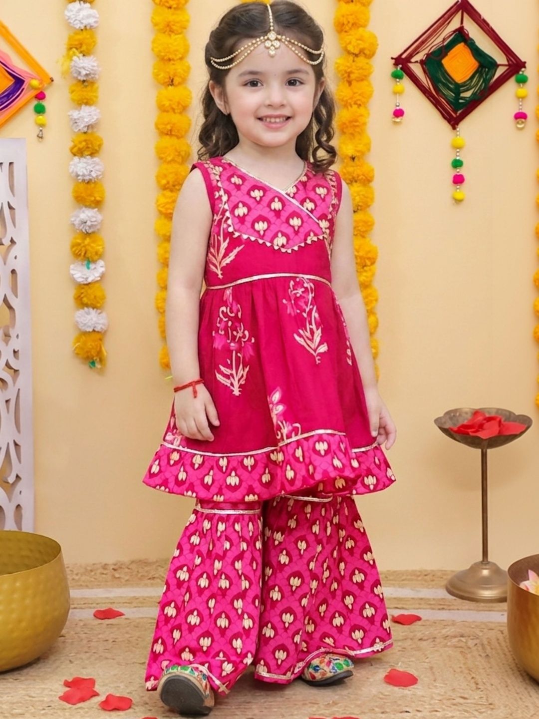 Girls Ethnic Motifs Printed Empire Pure Cotton Kurta with Sharara 3