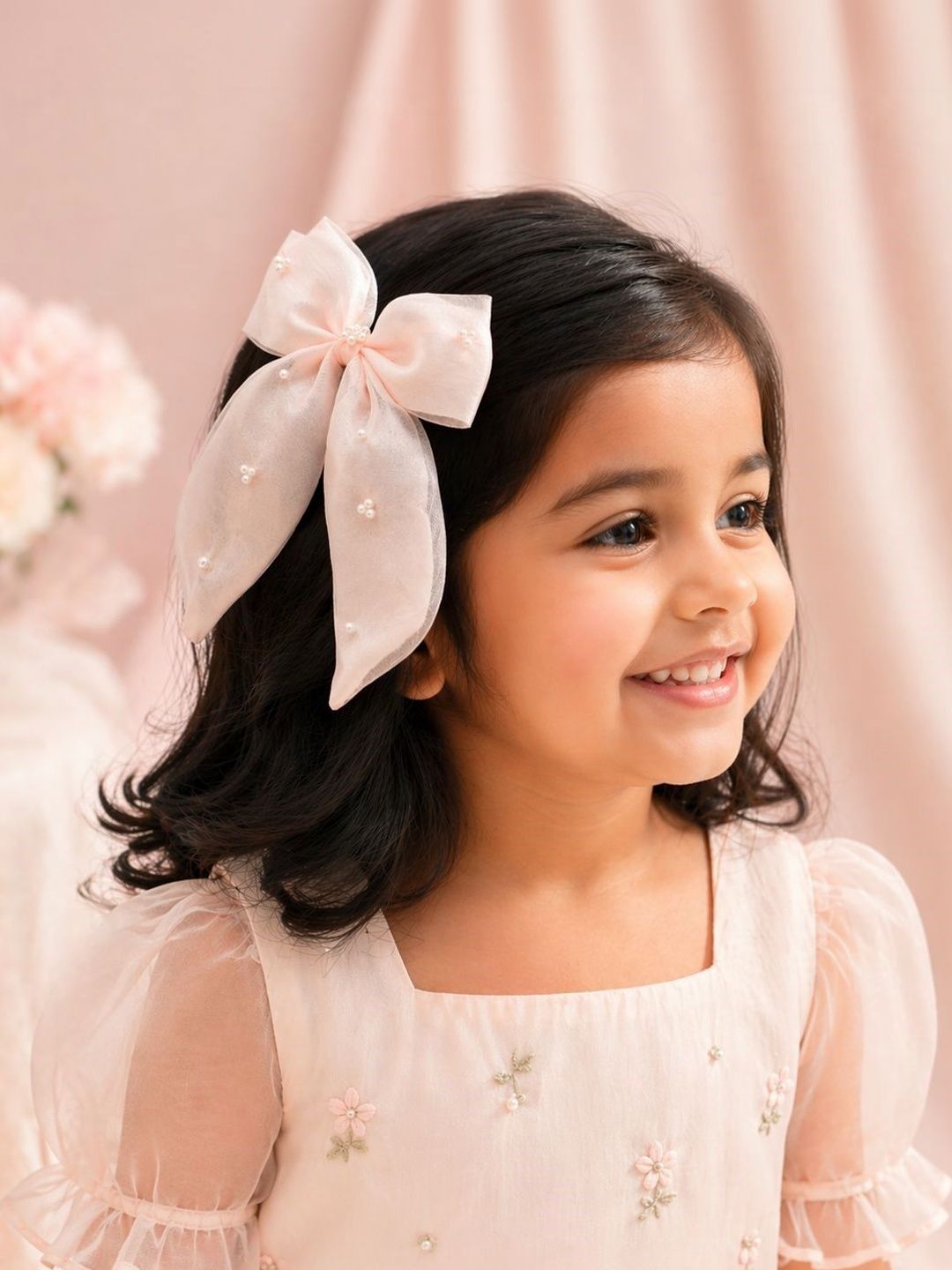 Choko Girls Beaded Bow Alligator Hair Clip