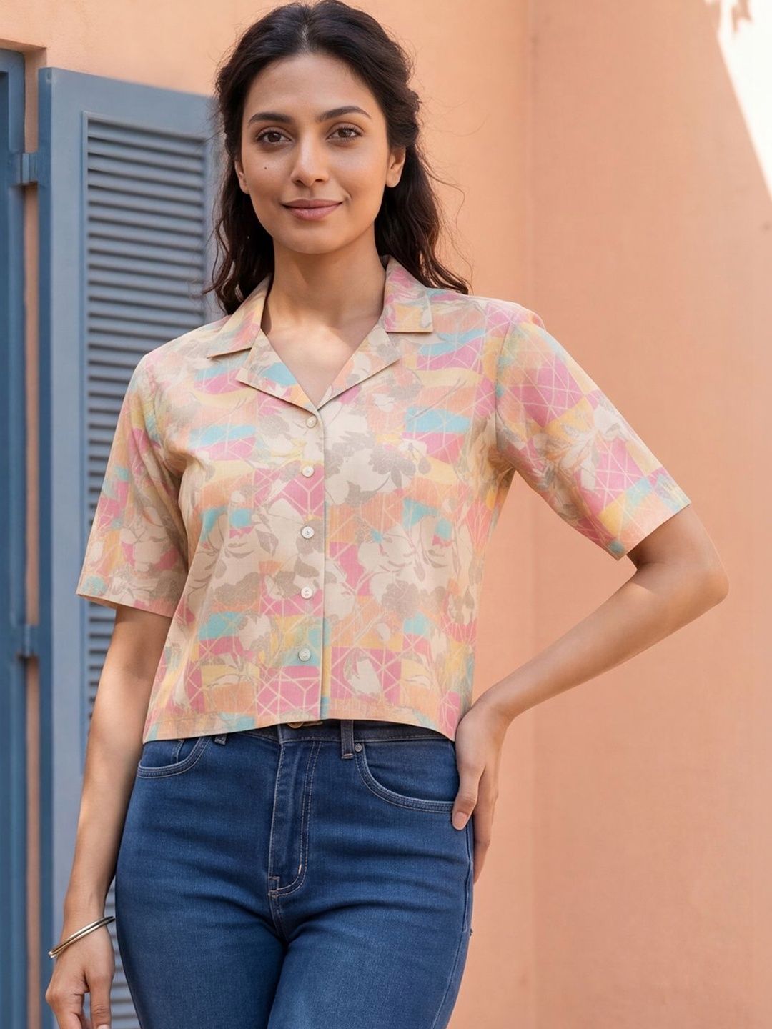 AHIKA Women Abstract Print Shirt Style Crop Top