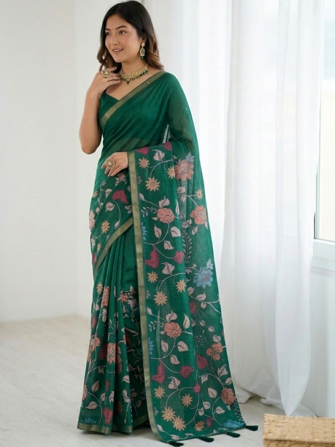 Pixie lane Floral Zari Linen Blend Belted Khadi Saree