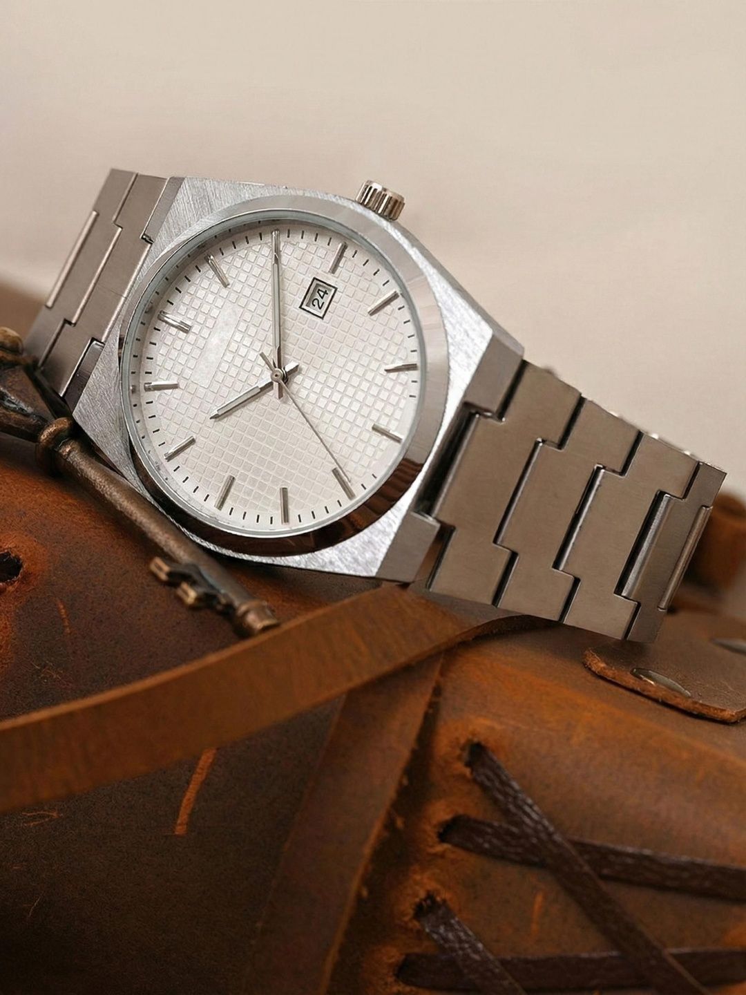 Moda Rapido Men Brass Dial & Stainless Steel Bracelet Style Straps Analogue Multi Function Watch M R