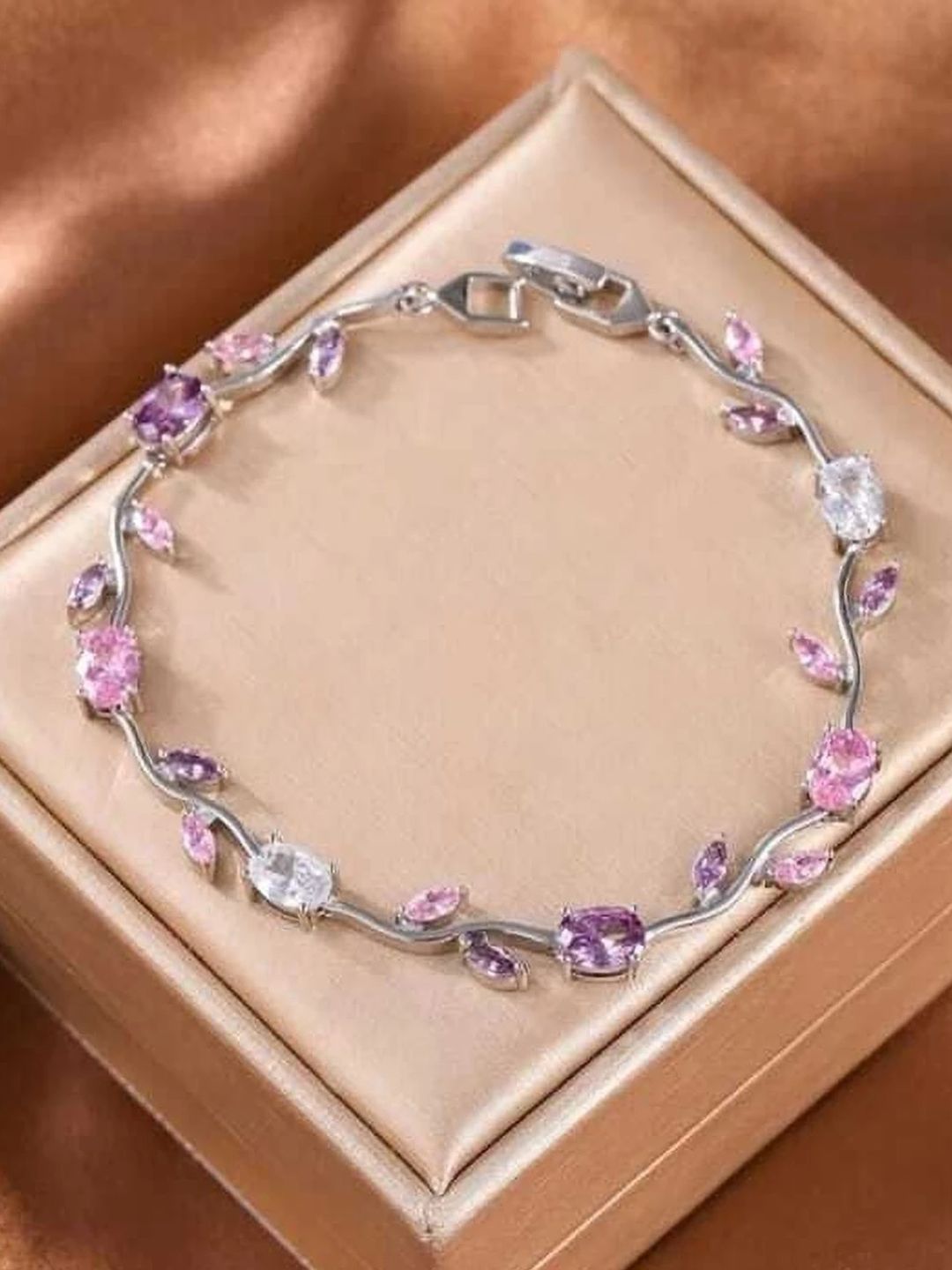 Airtick 925 Sterling Silver Crystals Studded Anti Tarnish Floral Tulip Link Bracelet
