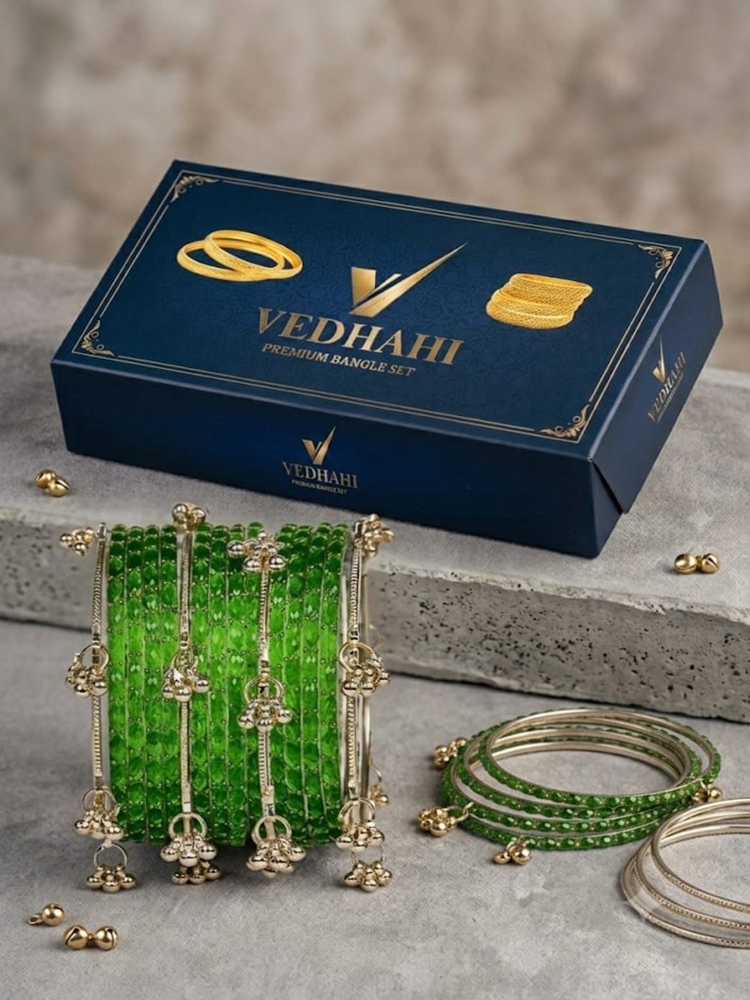 vedhahi Bangle