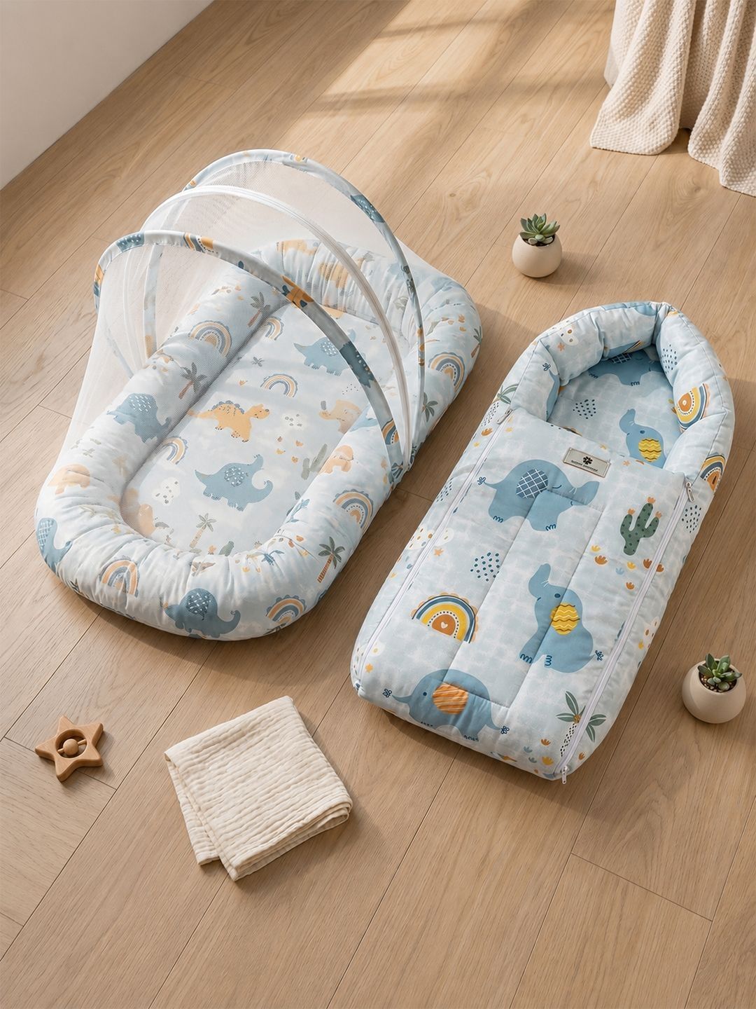 StarAndDaisy White & Blue Baby Mosquito Net Sleeping Bag