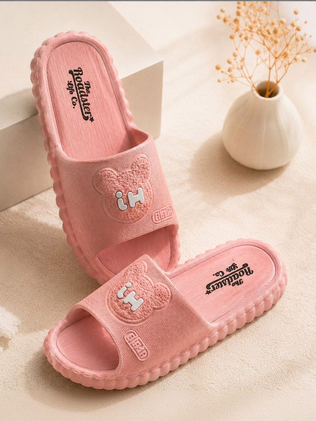 The Roadster Lifestyle Co. Women Textured Open Toe Flats