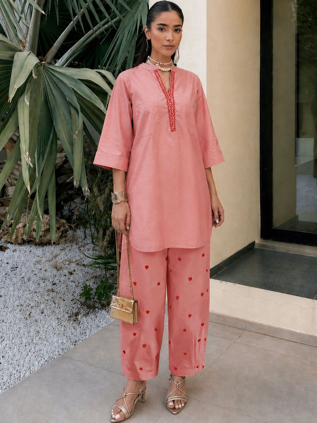 Shae by SASSAFRAS Women Embroidered Regular Thread Work Pure Cotton Kurta with Harem Pants
