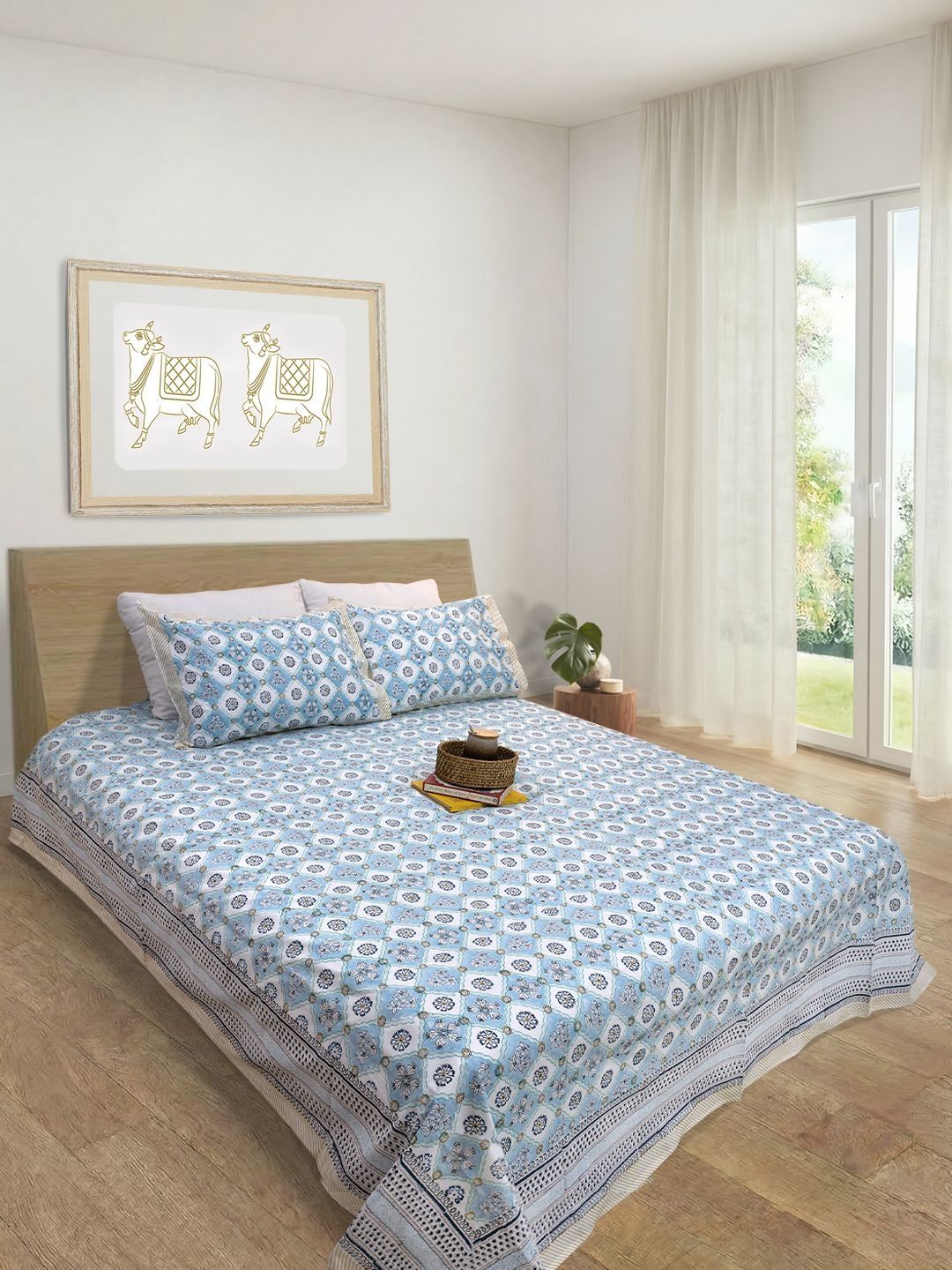 TOAI Blue & White Floral 300 TC Bedsheet with 2 Pillow Covers