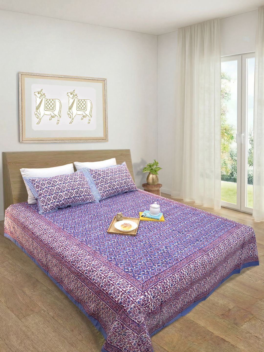 TOAI Burgundy & Blue Geometric 300 TC King Bedsheet with 2 Pillow Covers