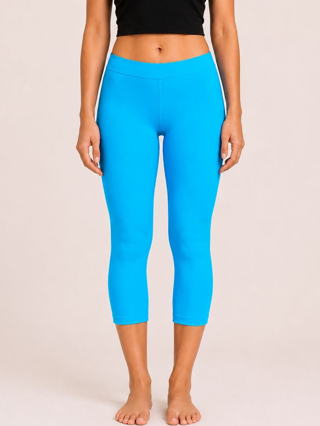 LYCOT Women Regular Fit Mid-Rise Swim Capri