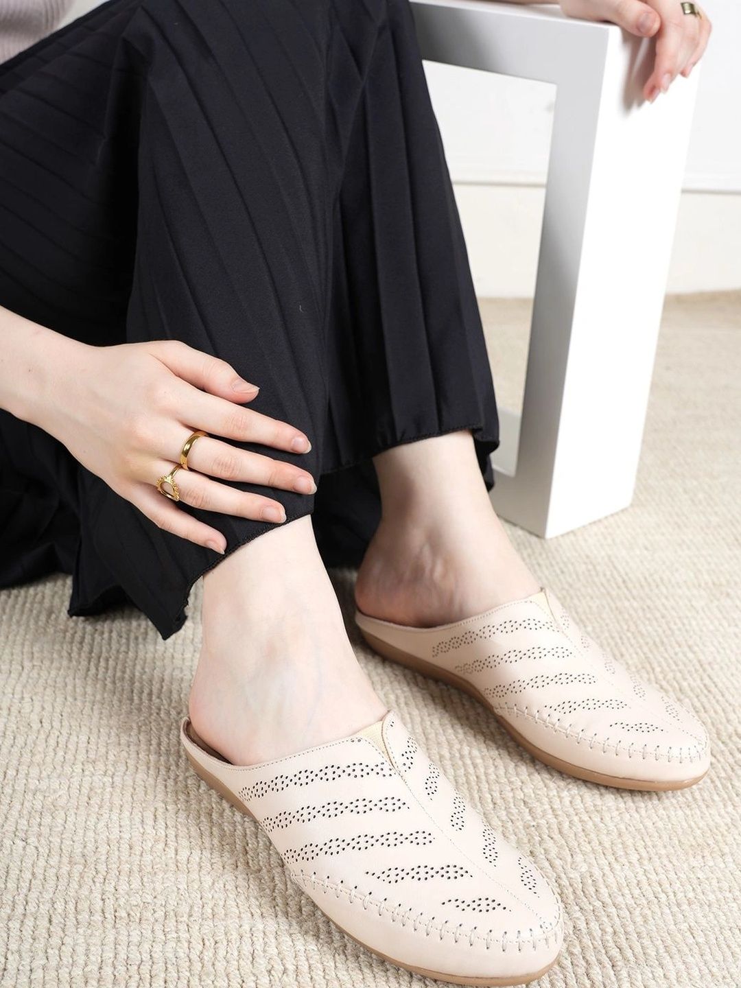 Mast & Harbour Women Textured Mules with Laser Cuts Flats