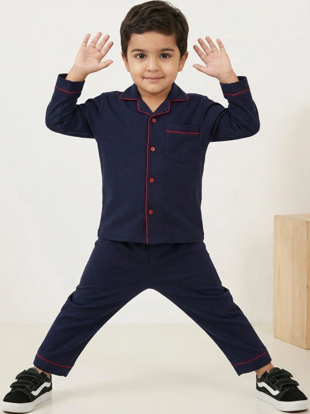 CLAP Kids Unisex Full Sleeves Cotton Plain Night Suit With Pocket