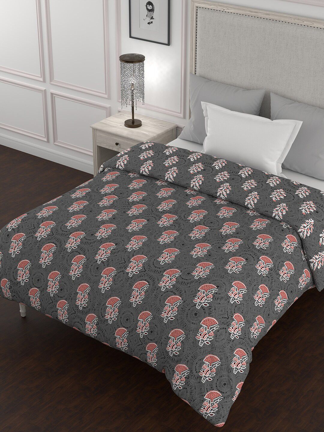 BELLA CASA Grey & White Ethnic Motifs AC Room 150 GSM Cotton Single Bed Quilt