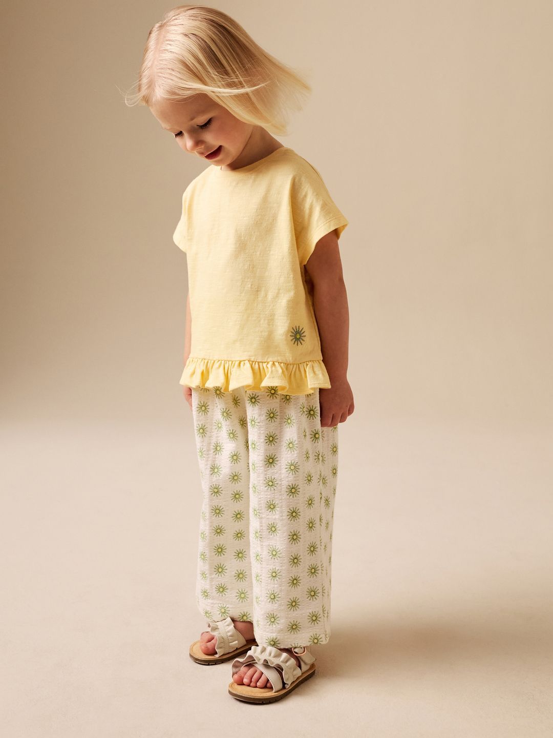 Girls T-shirt with Pyjamas 3